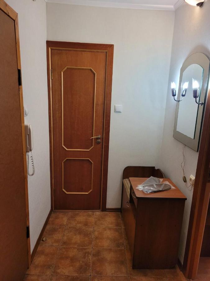 затишна в центрі оболоні м Apartment *